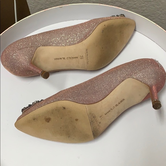 Manolo Blahnik Hangisi pumps - Picture 7 of 8